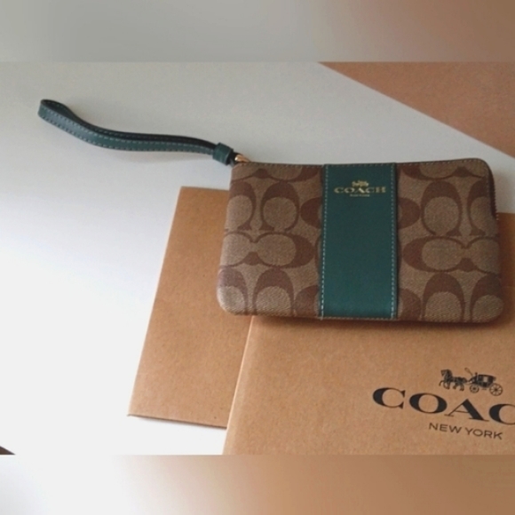 ♦Coach VTG Corner Zip Wristlet F58035-Khaki & Dark Turquoise- Brand New With Tag - Picture 2 of 16
